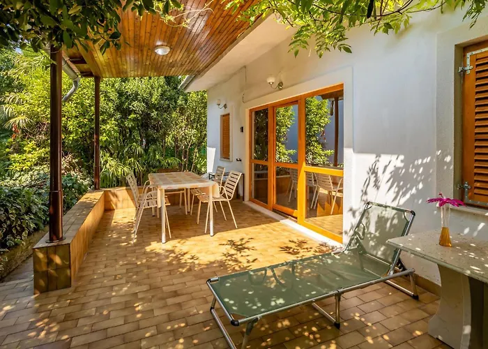3 Bedroom Stunning In *