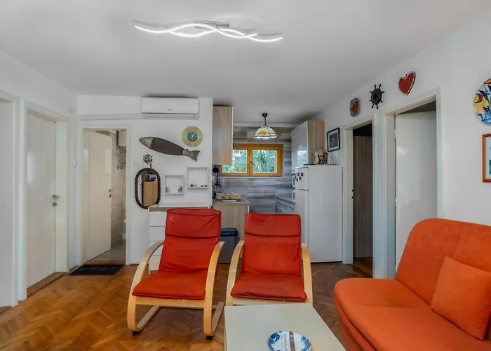 3 Bedroom Stunning In *