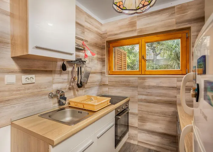 3 Bedroom Stunning In * Crikvenica