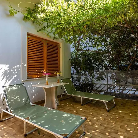 Ferienhaus 3 Bedroom Stunning In