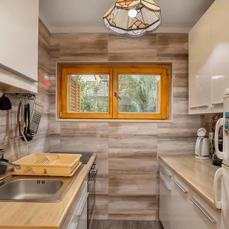 Cozy In With Kitchen Holiday home *